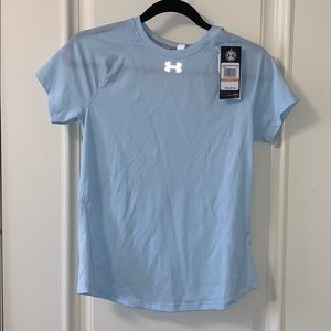 NWT: Under Armour heat gear short sleeve top